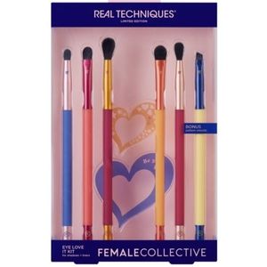 Real Technique Eye Love It kit limited edition